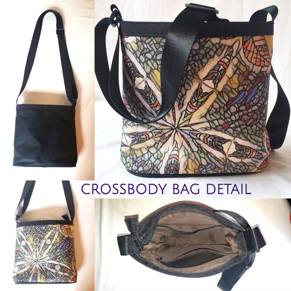 photo showing details of crossbody purse inside