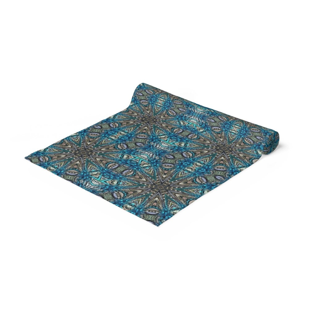 crystal fractal pattern table linens runner with blues
